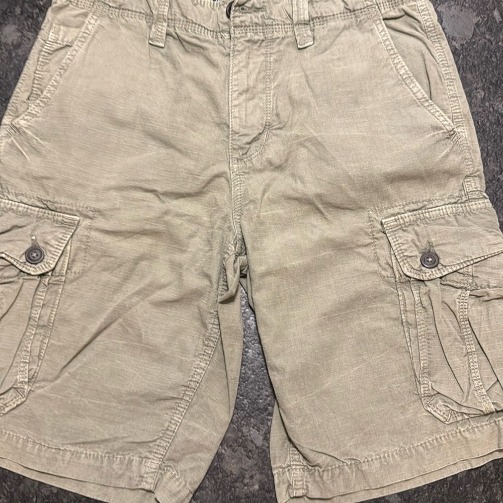 American Eagle Classic Cargo Shorts